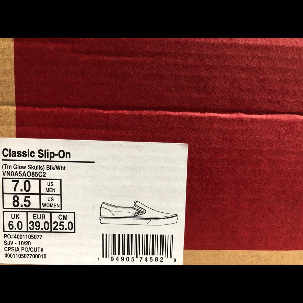 Vans Classic Slip-On (Tm Glow Skulls) “Black/White” - Picture 10 of 11